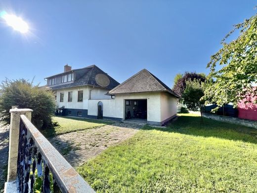 Luxury home in Furth bei Göttweig, Politischer Bezirk Krems