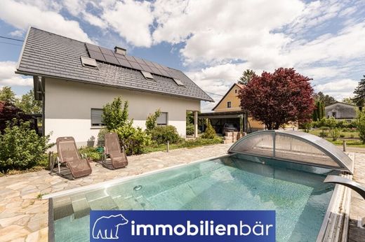 Luxury home in Hinzenbach, Politischer Bezirk Eferding