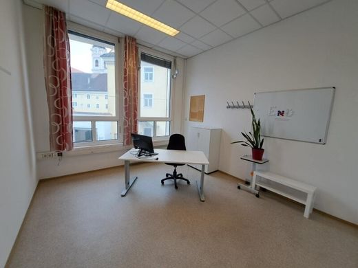 Офис, Санкт-Пёльтен, Sankt Pölten Stadt