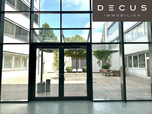 Büro zu mieten in Pölten