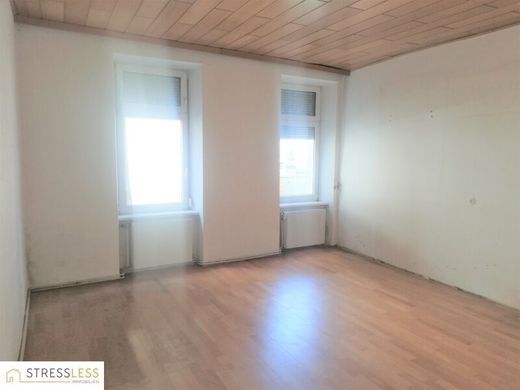 Appartement à Korneuburg, Politischer Bezirk Korneuburg