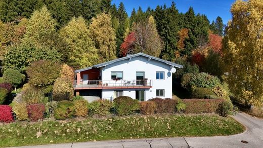 Luxe woning in Frauenstein, Politischer Bezirk Sankt Veit an der Glan