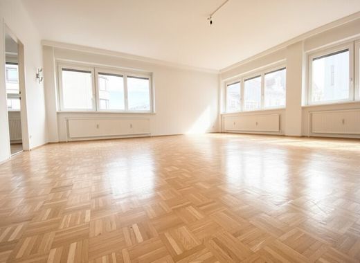 Apartment in Gemeindebezirk Josefstadt, Wien Stadt