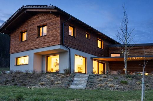 Luxury home in Sankt Josef (Weststeiermark), Politischer Bezirk Deutschlandsberg