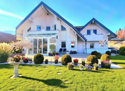 Luxury home in Mondsee, Politischer Bezirk Vöcklabruck