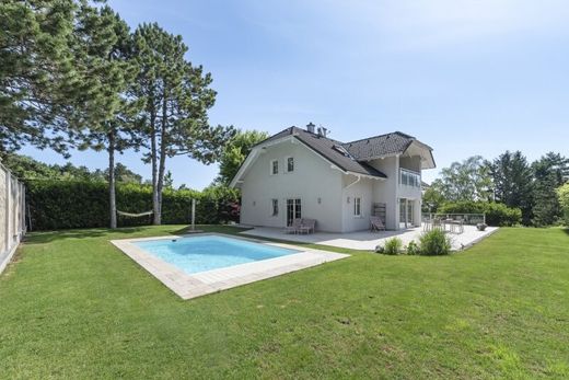 Luxury home in Bad Fischau, Politischer Bezirk Wiener Neustadt