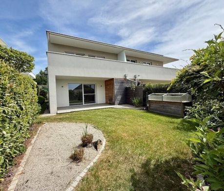 Luxury home in Perg, Politischer Bezirk Perg