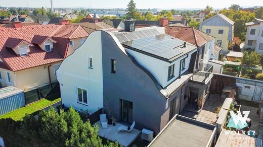 Casa de lujo en Gumpoldskirchen, Politischer Bezirk Mödling