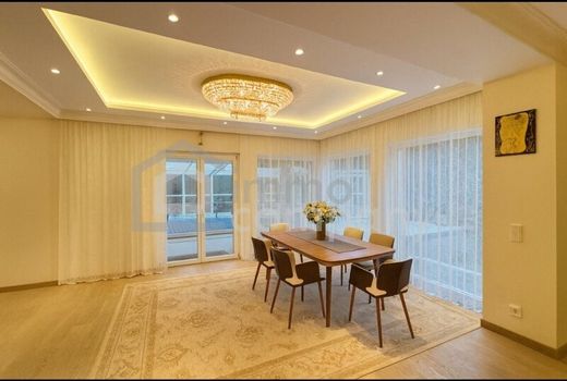 ‏בתי יוקרה ב  אוקלנד, Wien Stadt