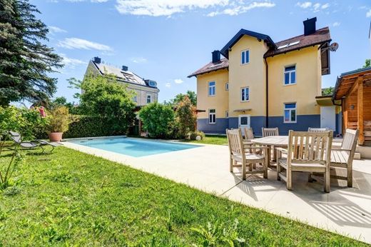 Luxury home in Perchtoldsdorf, Politischer Bezirk Mödling