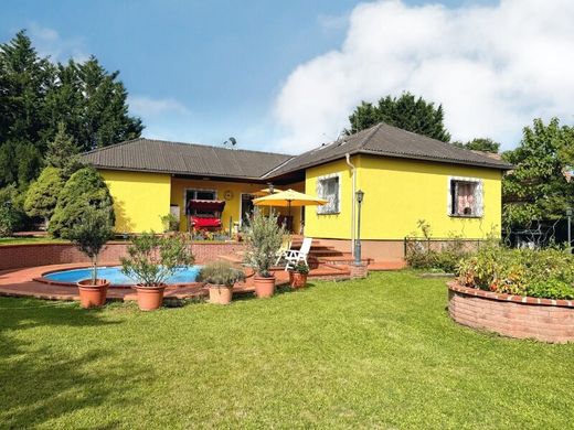 Casa di lusso a Strasshof an der Nordbahn, Politischer Bezirk Gänserndorf