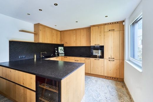 منزل ﻓﻲ Mils bei Solbad Hall, Politischer Bezirk Innsbruck Land