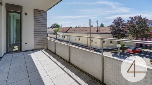 Apartment / Etagenwohnung in Deutsch-Wagram, Politischer Bezirk Gänserndorf