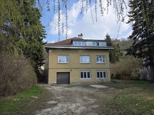 Luxury home in Langenzersdorf, Politischer Bezirk Korneuburg