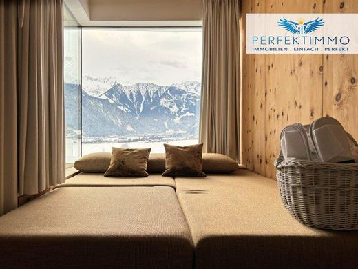 Hotel in Mayrhofen, Politischer Bezirk Schwaz