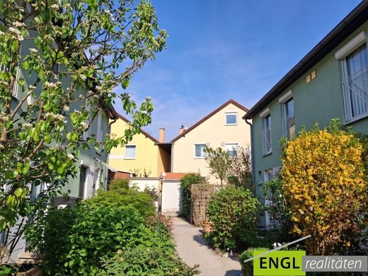 Casa de luxo - Guntramsdorf, Politischer Bezirk Mödling