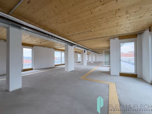 مكتب ﻓﻲ فيينا, Wien Stadt