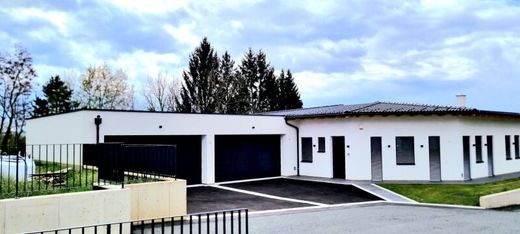 Luxury home in Hartberg, Politischer Bezirk Hartberg-Fürstenfeld