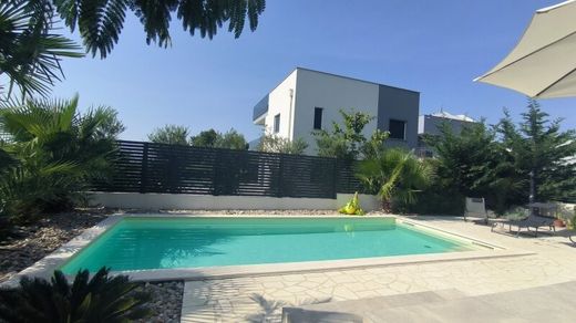 Luxury home in Privlaka, Zadar