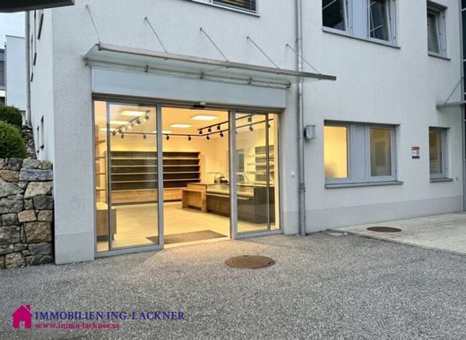 Office in Schärding, Politischer Bezirk Schärding