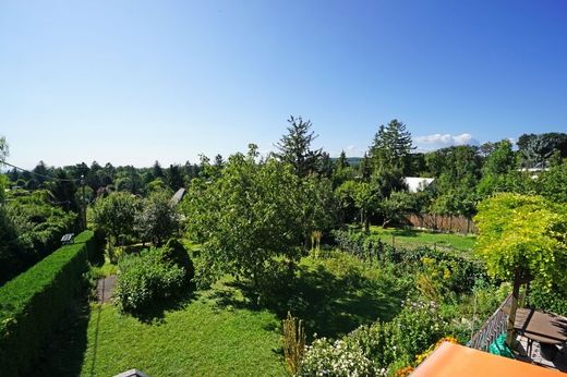 أرض ﻓﻲ فيينا, Wien Stadt