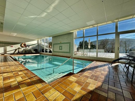 Элитный дом, Хинтербрюль, Politischer Bezirk Mödling