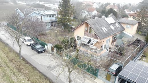 Luxury home in Leopoldsdorf, Politischer Bezirk Bruck an der Leitha