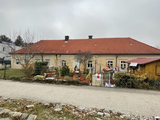 Luksusowy dom w Theresienfeld, Politischer Bezirk Wiener Neustadt