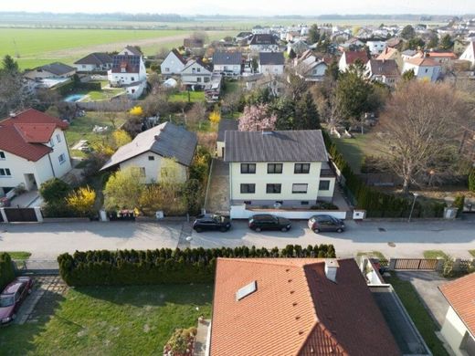 Luxury home in Pottendorf, Politischer Bezirk Baden