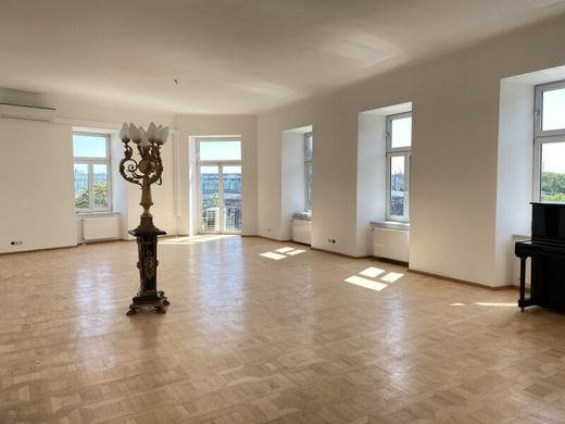 Apartment / Etagenwohnung in Wien, Wien Stadt