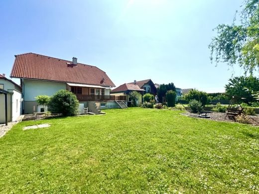 Casa di lusso a Stockerau, Politischer Bezirk Korneuburg