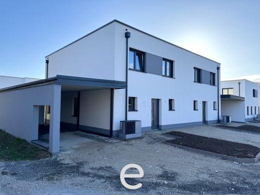 Maison de luxe à Laakirchen, Politischer Bezirk Gmunden
