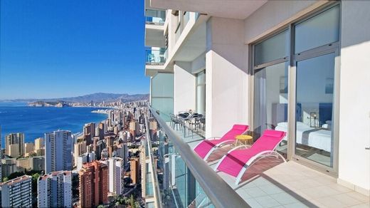 Apartment / Etagenwohnung in Benidorm, Alicante