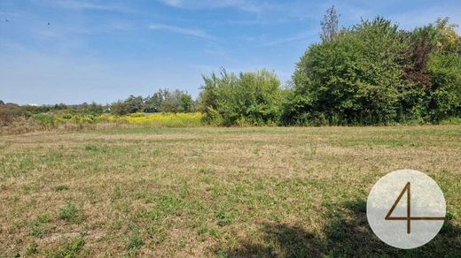 ‏קרקע ב  ולס, Wels Stadt