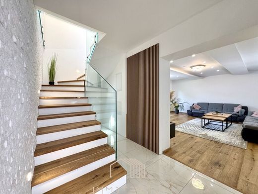 Werndorf, Politischer Bezirk Graz-Umgebungの高級住宅