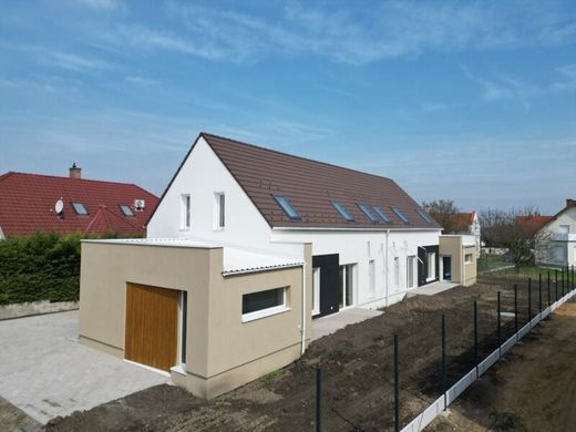 Luxury home in Hegykő, Győr-Moson-Sopron