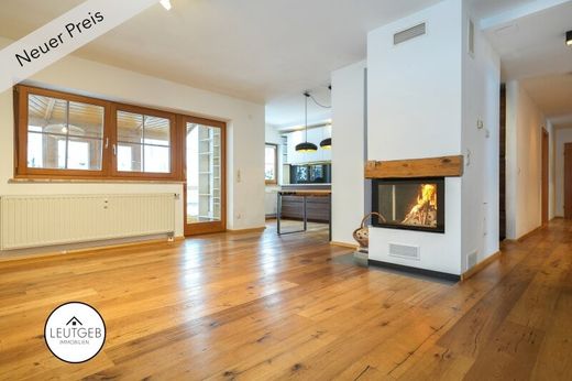 Apartment in Saalfelden am Steinernen Meer, Politischer Bezirk Zell am See