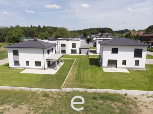 Luxury home in Laakirchen, Politischer Bezirk Gmunden