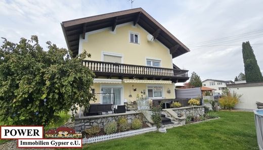 Lüks ev Mattighofen, Politischer Bezirk Braunau am Inn