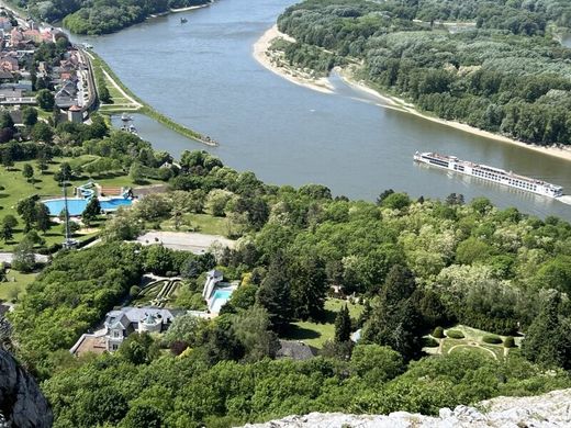 Hainburg an der Donau, Politischer Bezirk Bruck an der Leithaのヴィラ