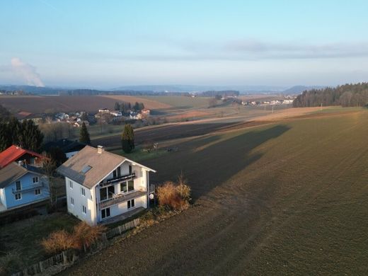 Kraims, Politischer Bezirk Vöcklabruckの高級住宅