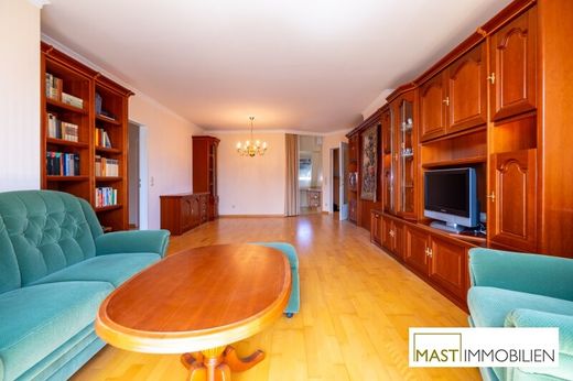 Piso / Apartamento en Baden, Politischer Bezirk Baden