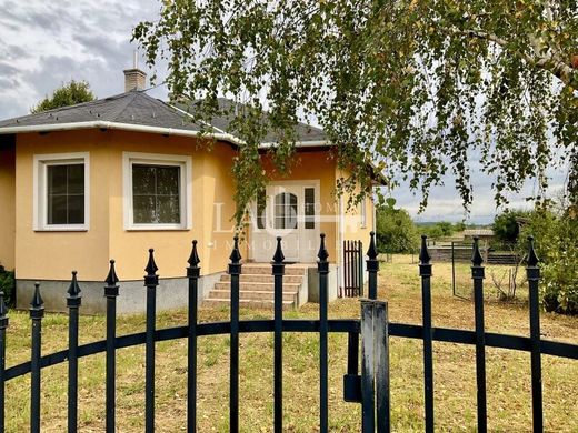 Lüks ev Kisfalud, Győr-Moson-Sopron megye