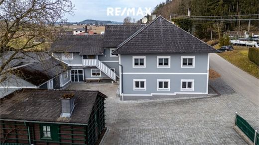 Casa de luxo - Schwanenstadt, Politischer Bezirk Vöcklabruck