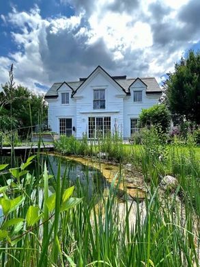 Luxury home in Oberwaltersdorf, Politischer Bezirk Baden