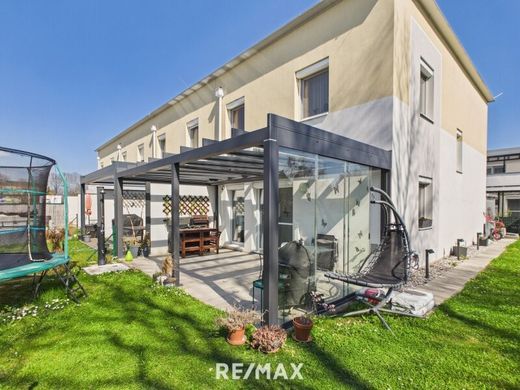 Maison de luxe à Unterwaltersdorf, Politischer Bezirk Baden