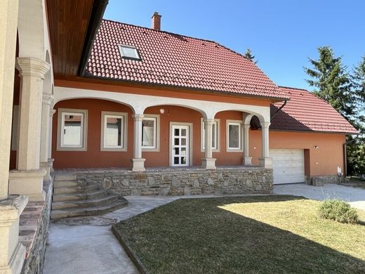 Luxury home in Lövő, Győr-Moson-Sopron