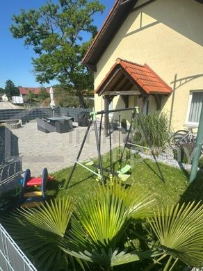 Luxe woning in Weikendorf, Politischer Bezirk Gänserndorf