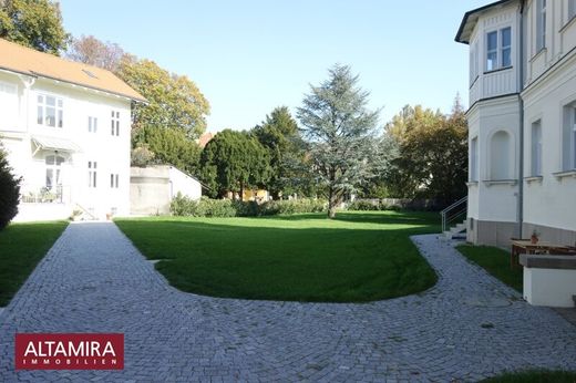 Apartament w Baden, Politischer Bezirk Baden