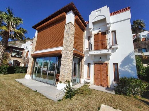 Bodrum, Mersinのアパートメント